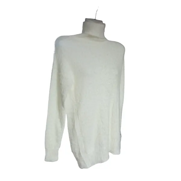 polerón de cuello alto peludito