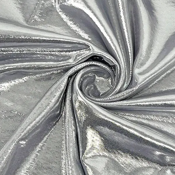Polera Corta De Cuello Alto Metálica 2